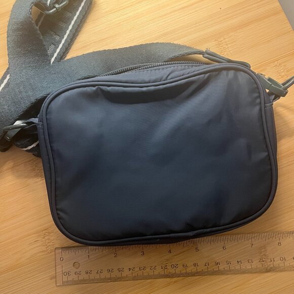 Aerie crossbody bag - Picture 3 of 3